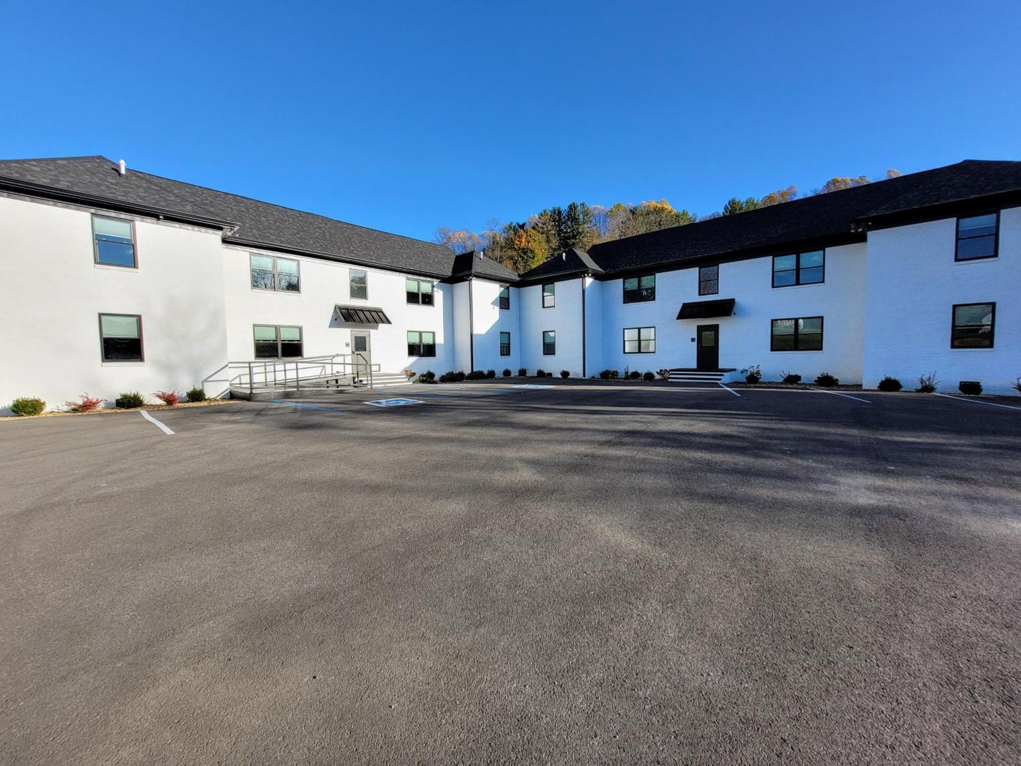 The Traveler On Main - Suite 1 Tazewell Exteriör bild